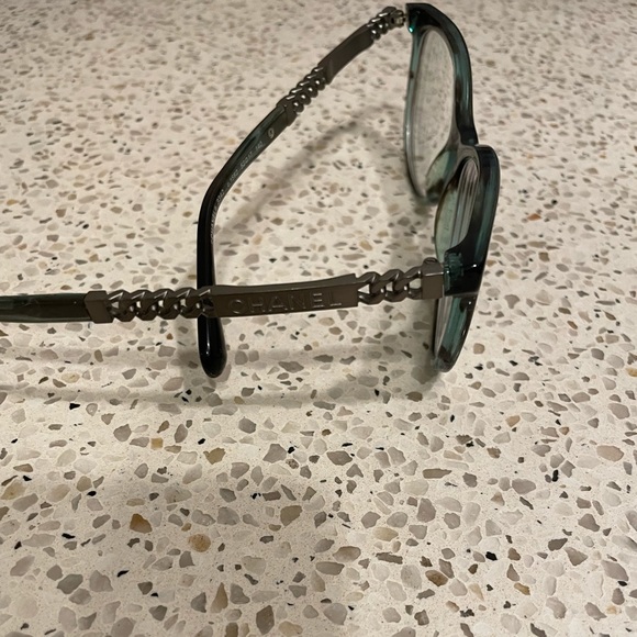 Chanel chain-link Optical Frame - Picture 3 of 7